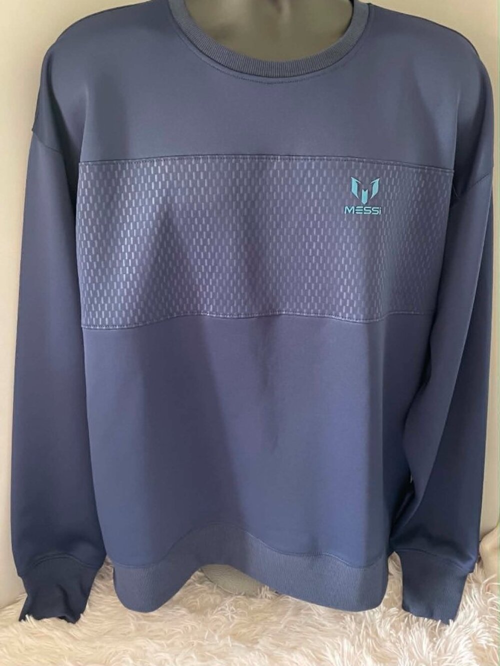 NWT MESSI COLLECTION Mens Crew Neck Long Sleeve Sweatshirt in Dress Blues